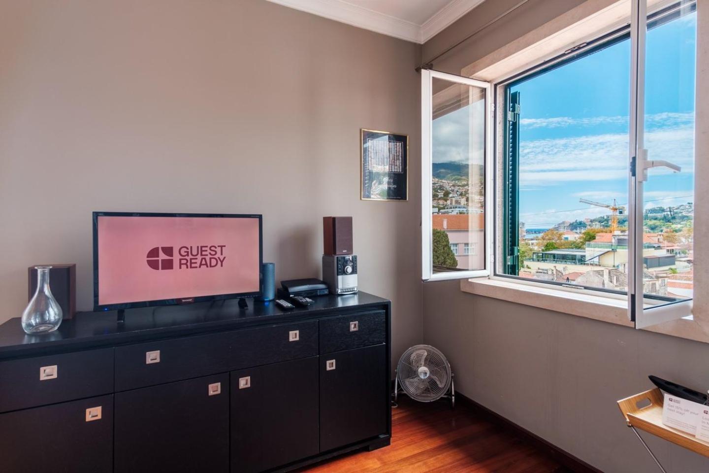Апартаменты Guestready - Sao Tiago In Old Town Фуншал Экстерьер фото